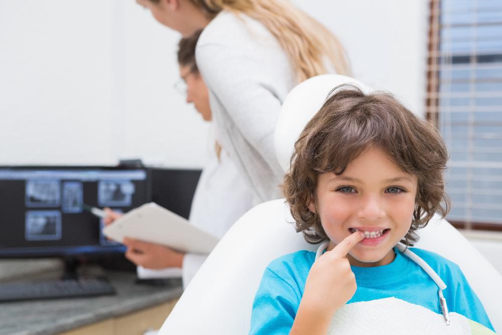 Kid at dentist in cloverdale