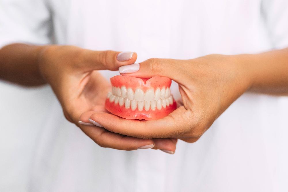 Full dentures cloverdale